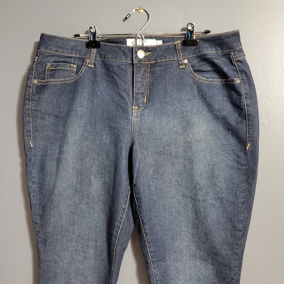 Torrid Womens Skinny Jeans Size 16 Short - Picture 2 of 6